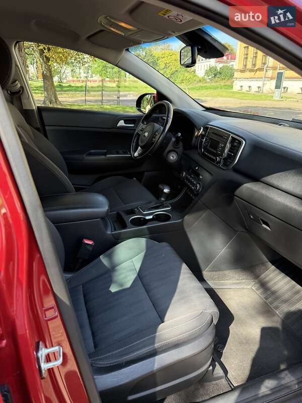 Внедорожник / Кроссовер Kia Sportage 2017 в Чернигове