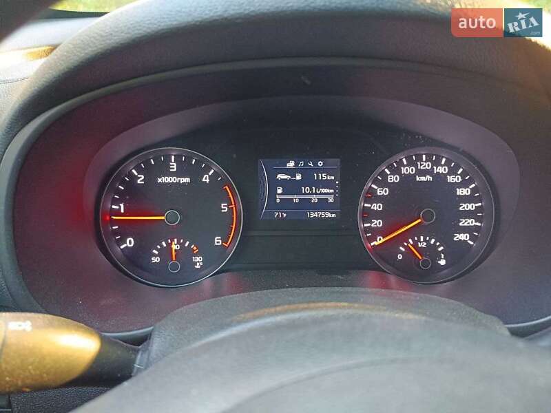 Внедорожник / Кроссовер Kia Sportage 2016 в Днепре фото 14 Внедорожник / Кроссовер Kia Sportage 2016 в Днепре