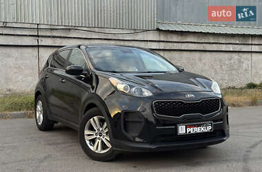 Внедорожник / Кроссовер Kia Sportage 2016 в Киеве