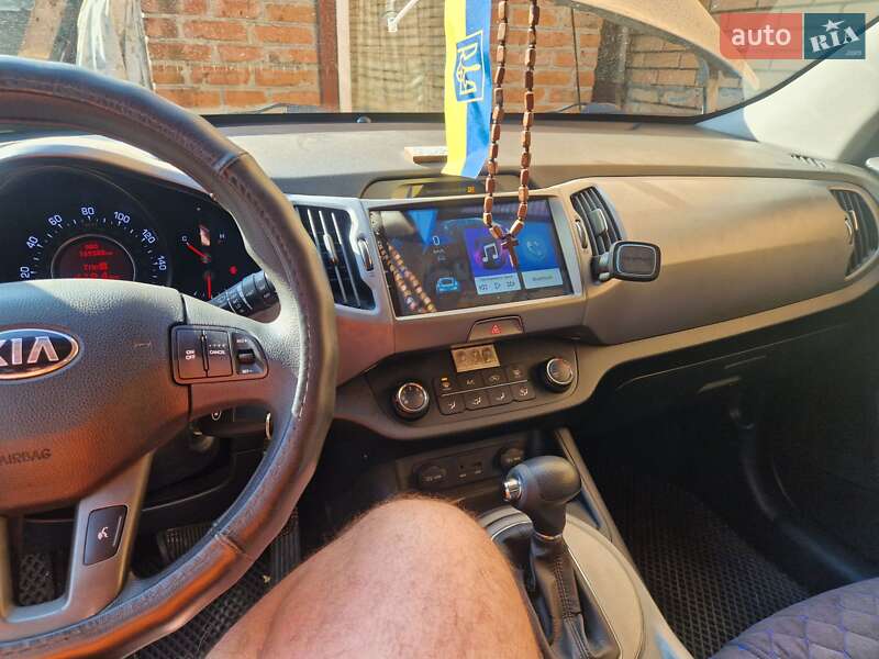 Внедорожник / Кроссовер Kia Sportage 2014 в Киеве