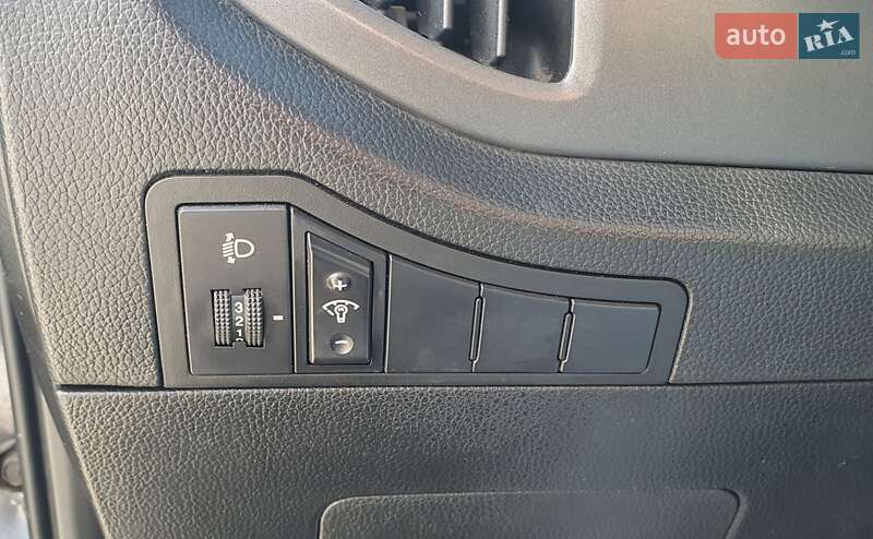 Внедорожник / Кроссовер Kia Sportage 2012 в Харькове