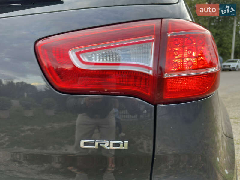 Внедорожник / Кроссовер Kia Sportage 2012 в Ивано-Франковске