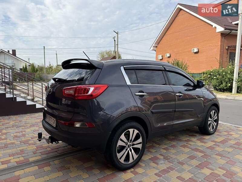 Позашляховик / Кросовер Kia Sportage 2012 в Борисполі