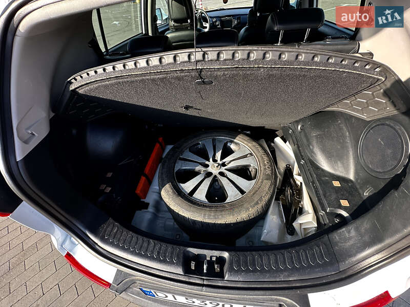 Позашляховик / Кросовер Kia Sportage 2011 в Одесі