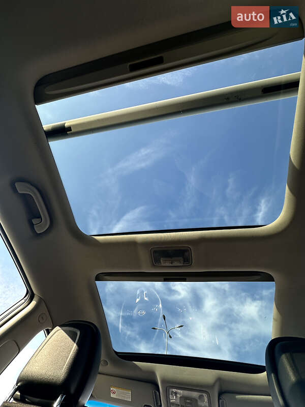 Позашляховик / Кросовер Kia Sportage 2011 в Одесі