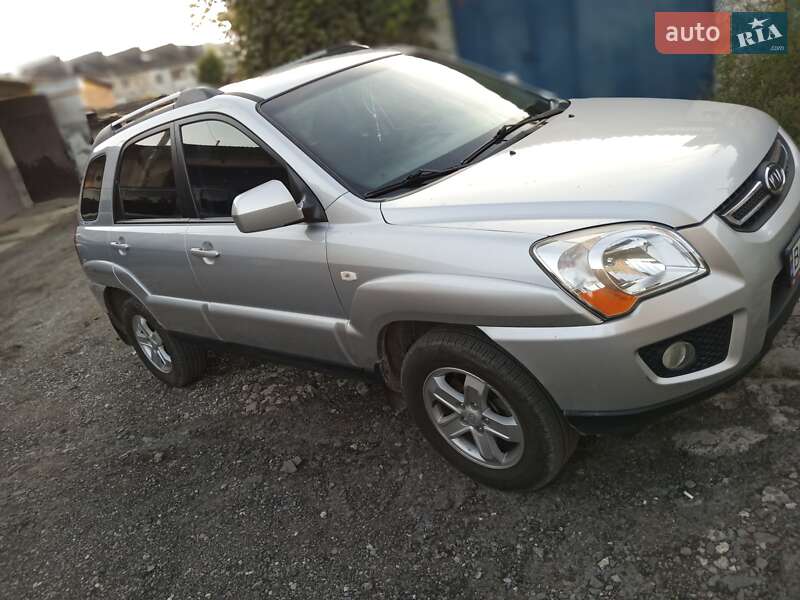 Внедорожник / Кроссовер Kia Sportage 2009 в Тернополе