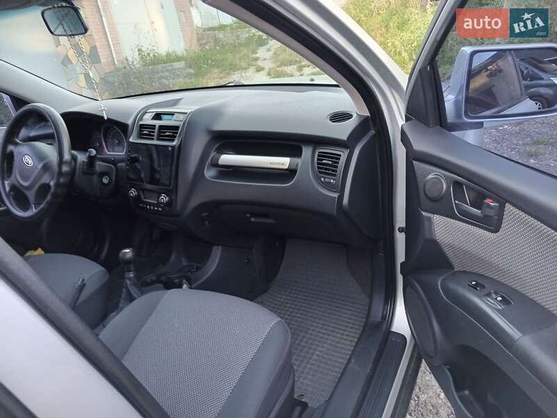 Внедорожник / Кроссовер Kia Sportage 2009 в Тернополе