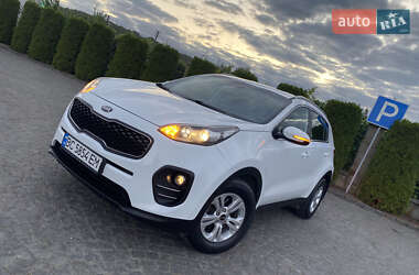 Позашляховик / Кросовер Kia Sportage 2016 в Львові