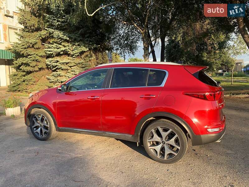 Внедорожник / Кроссовер Kia Sportage 2016 в Днепре