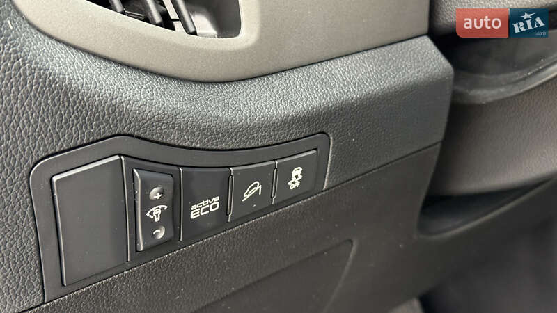 Внедорожник / Кроссовер Kia Sportage 2014 в Радивилове