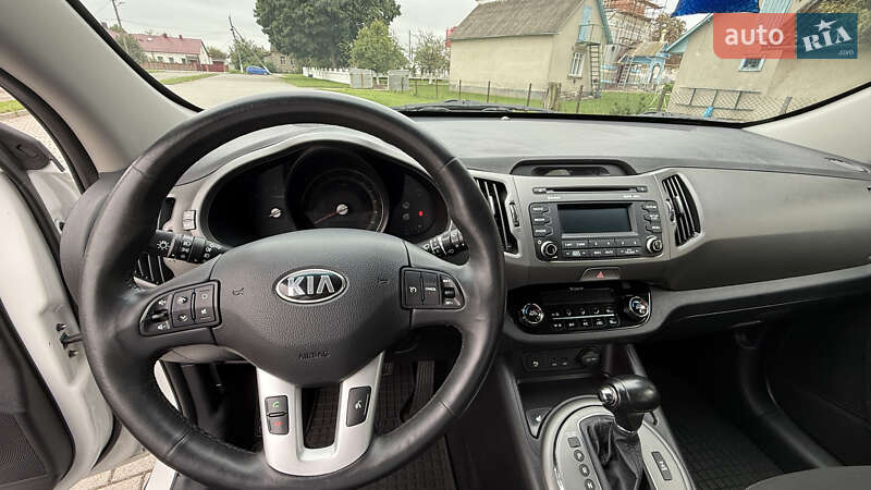 Внедорожник / Кроссовер Kia Sportage 2014 в Радивилове