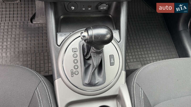 Внедорожник / Кроссовер Kia Sportage 2014 в Радивилове