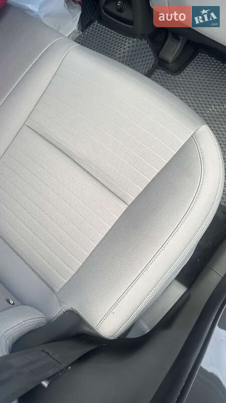 Внедорожник / Кроссовер Kia Sportage 2016 в Днепре