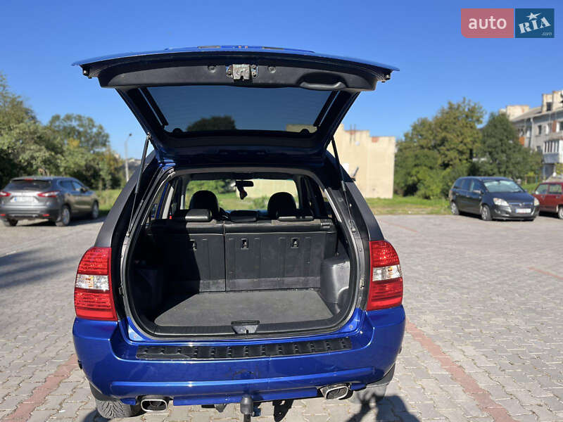 Позашляховик / Кросовер Kia Sportage 2005 в Городенці