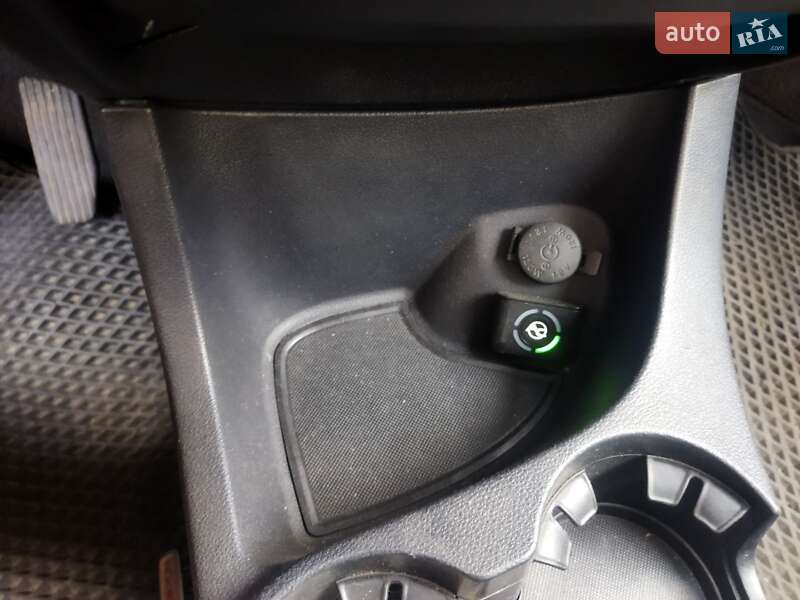 Внедорожник / Кроссовер Kia Sportage 2008 в Волочиске