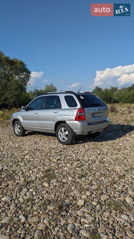 Внедорожник / Кроссовер Kia Sportage 2007 в Калуше