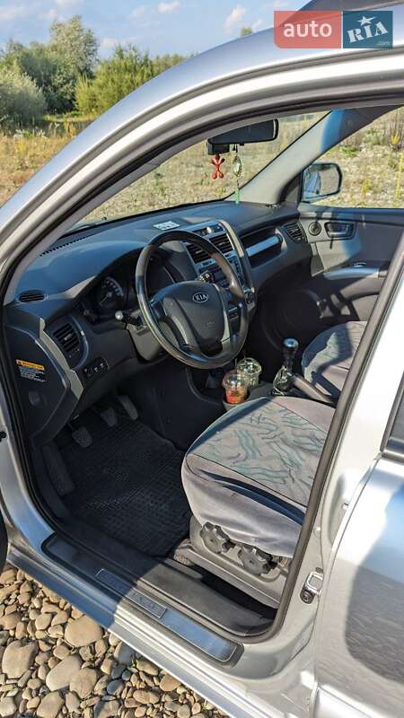 Внедорожник / Кроссовер Kia Sportage 2007 в Калуше