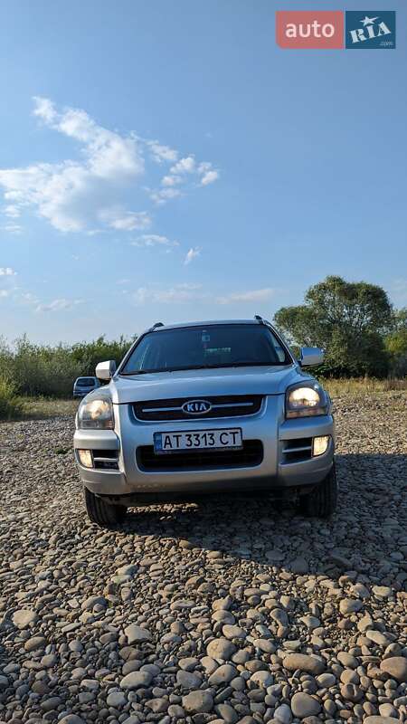 Внедорожник / Кроссовер Kia Sportage 2007 в Калуше