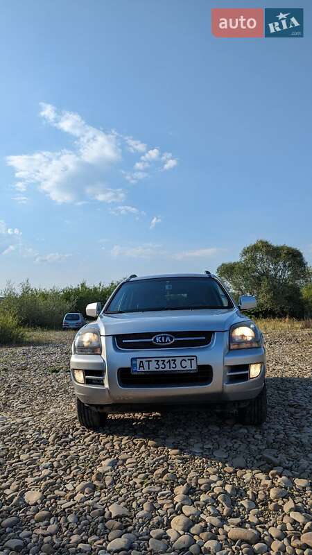 Внедорожник / Кроссовер Kia Sportage 2007 в Калуше