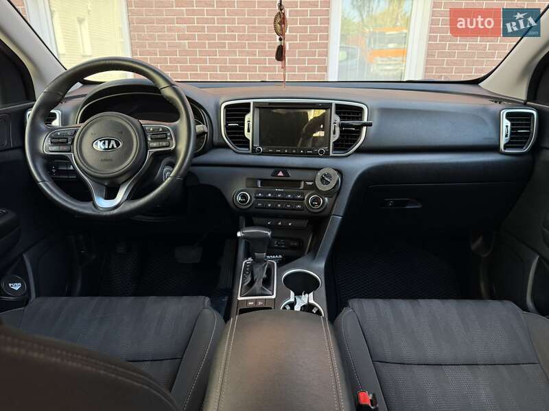 Позашляховик / Кросовер Kia Sportage 2017 в Сумах фото 45 Позашляховик / Кросовер Kia Sportage 2017 в Сумах
