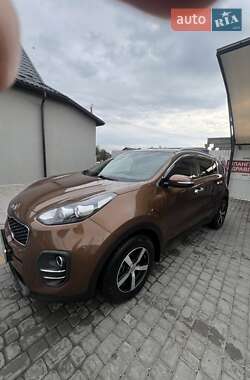 Внедорожник / Кроссовер Kia Sportage 2017 в Чемеровцах