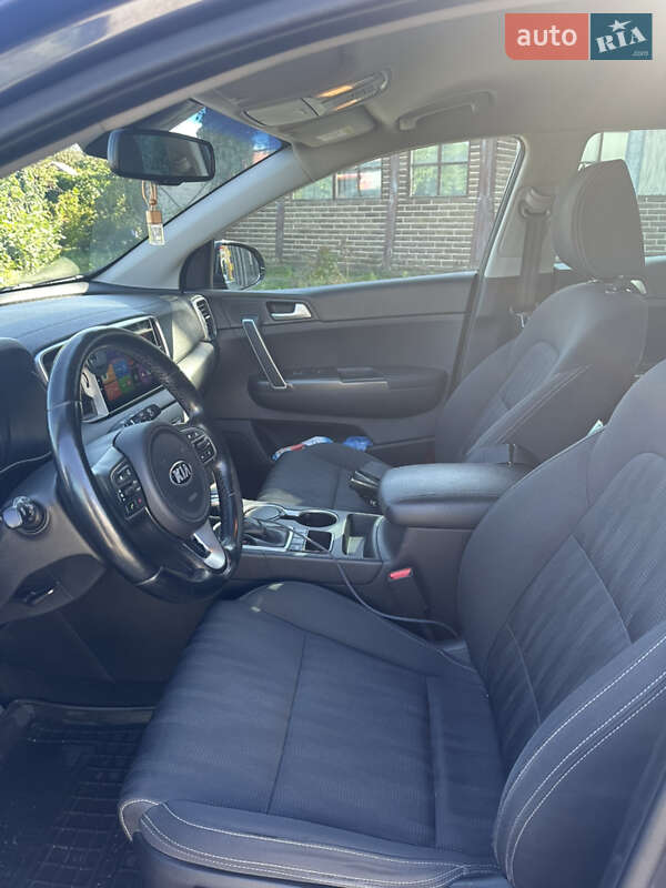 Внедорожник / Кроссовер Kia Sportage 2017 в Киеве
