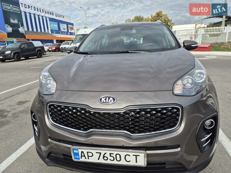 Внедорожник / Кроссовер Kia Sportage 2016 в Львове