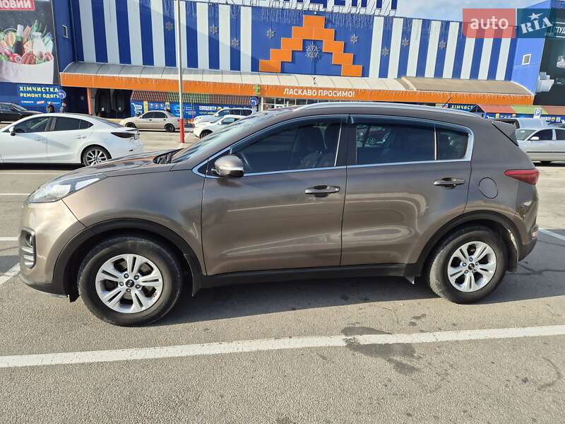 Внедорожник / Кроссовер Kia Sportage 2016 в Львове