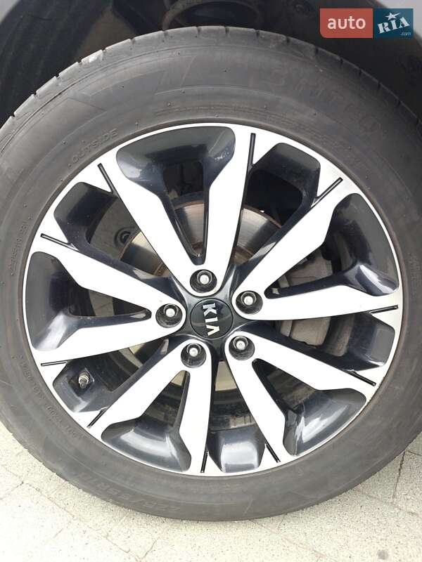 Внедорожник / Кроссовер Kia Sportage 2017 в Хмельницком