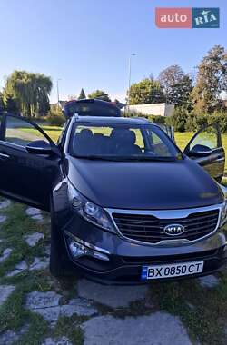 Внедорожник / Кроссовер Kia Sportage 2011 в Хмельницком