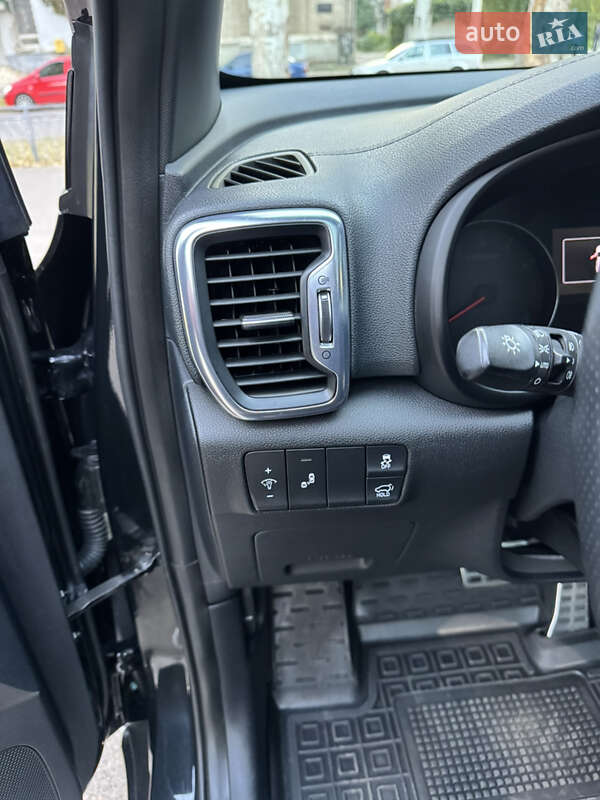 Позашляховик / Кросовер Kia Sportage 2016 в Слов'янську фото 20 Позашляховик / Кросовер Kia Sportage 2016 в Слов'янську