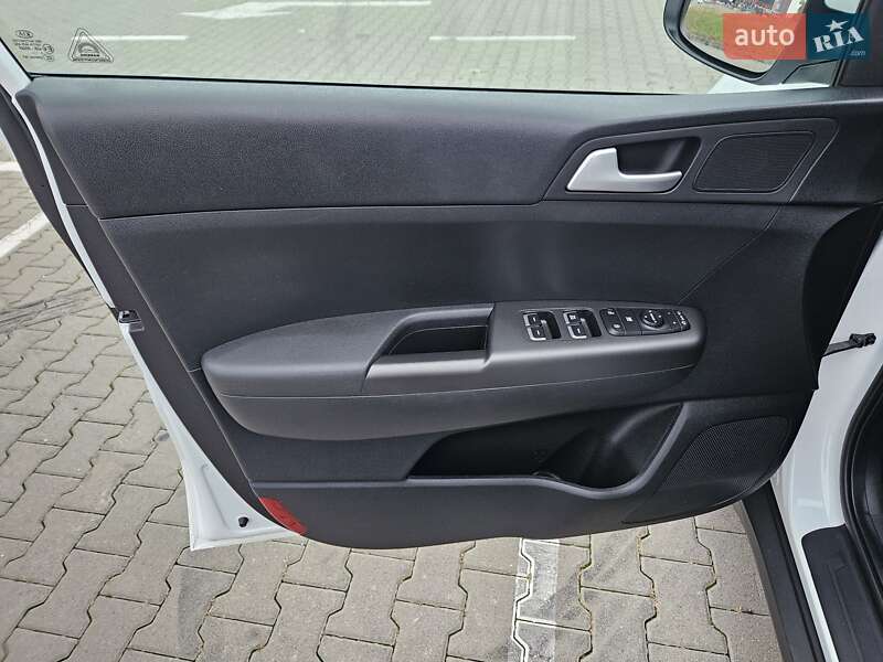 Позашляховик / Кросовер Kia Sportage 2021 в Києві