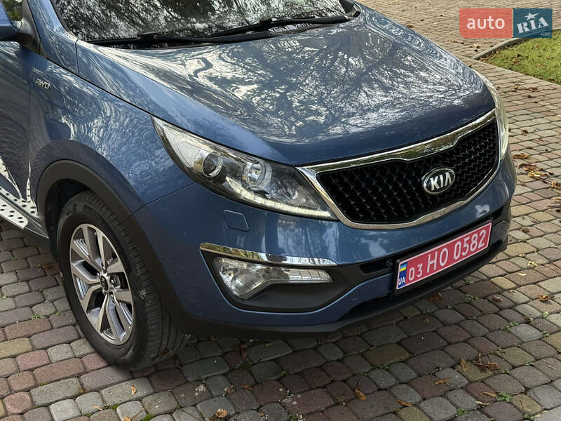 Внедорожник / Кроссовер Kia Sportage 2014 в Тячеве