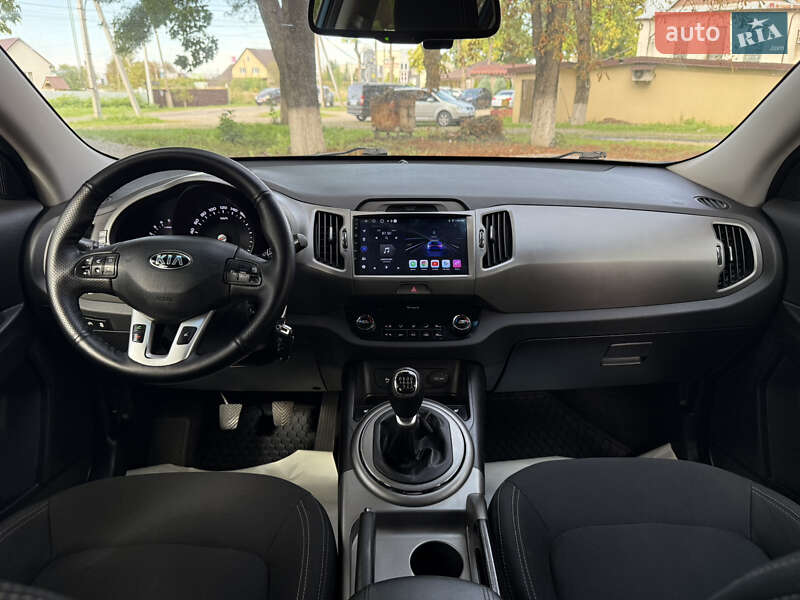 Внедорожник / Кроссовер Kia Sportage 2014 в Тячеве