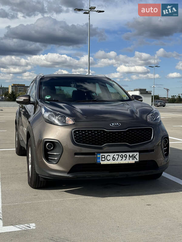 Внедорожник / Кроссовер Kia Sportage 2017 в Львове