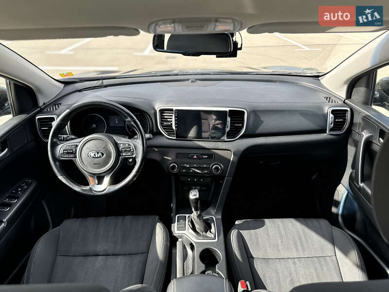 Внедорожник / Кроссовер Kia Sportage 2017 в Львове