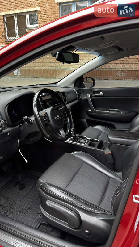 Внедорожник / Кроссовер Kia Sportage 2016 в Киеве