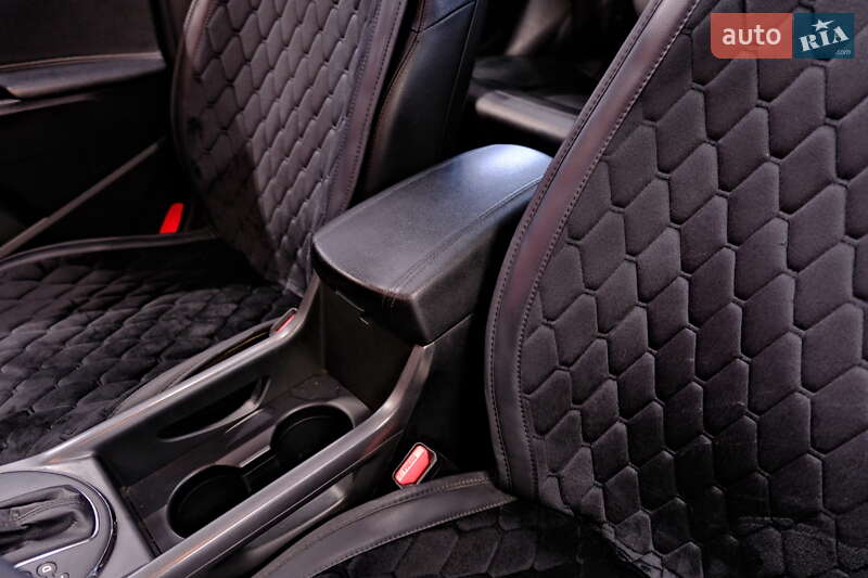 Позашляховик / Кросовер Kia Sportage 2012 в Одесі