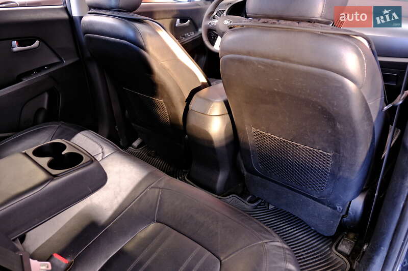 Позашляховик / Кросовер Kia Sportage 2012 в Одесі