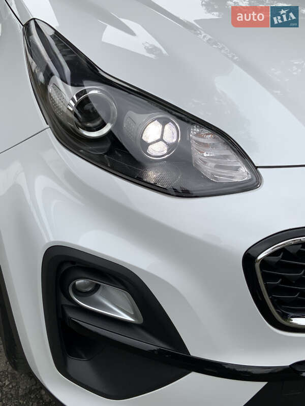 Позашляховик / Кросовер Kia Sportage 2021 в Києві