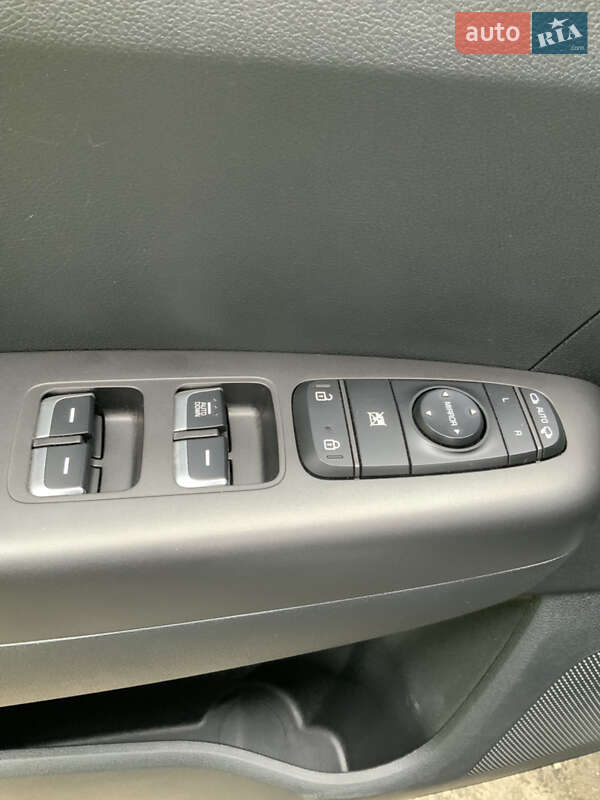 Позашляховик / Кросовер Kia Sportage 2021 в Києві