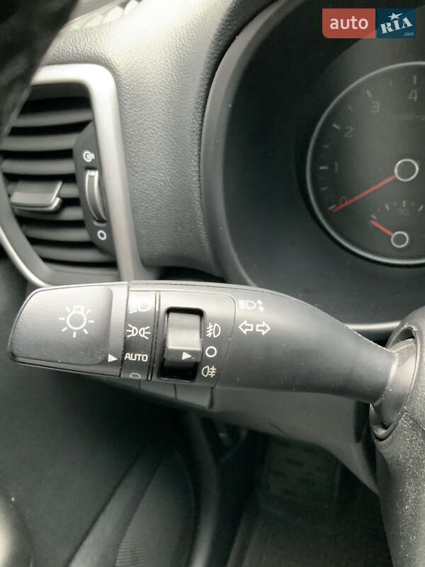 Позашляховик / Кросовер Kia Sportage 2021 в Києві