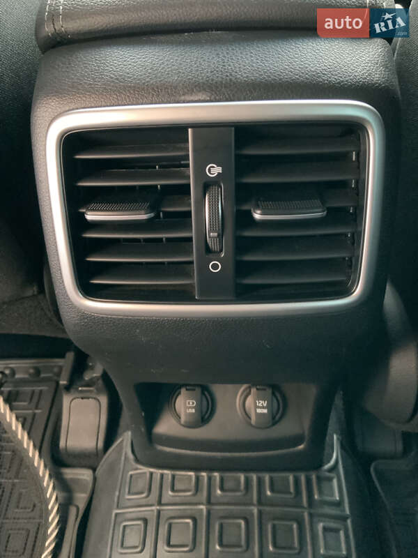 Позашляховик / Кросовер Kia Sportage 2021 в Києві