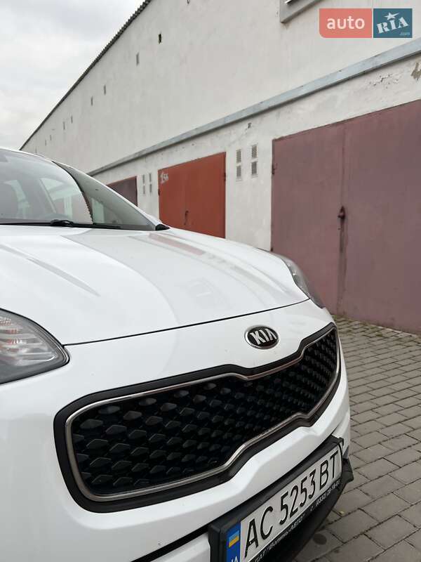 Позашляховик / Кросовер Kia Sportage 2016 в Луцьку фото 3 Позашляховик / Кросовер Kia Sportage 2016 в Луцьку