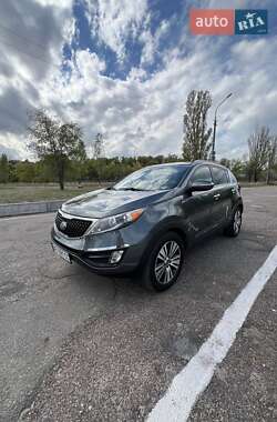 Внедорожник / Кроссовер Kia Sportage 2014 в Каменском