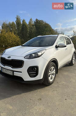 Внедорожник / Кроссовер Kia Sportage 2017 в Трускавце