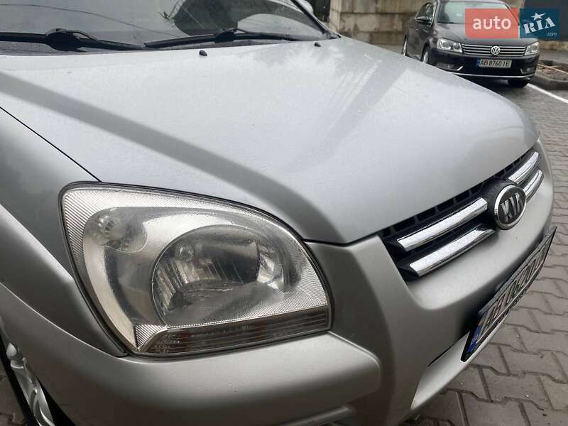 Позашляховик / Кросовер Kia Sportage 2007 в Вінниці