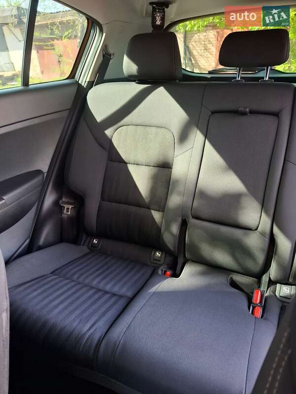 Позашляховик / Кросовер Kia Sportage 2016 в Кривому Розі