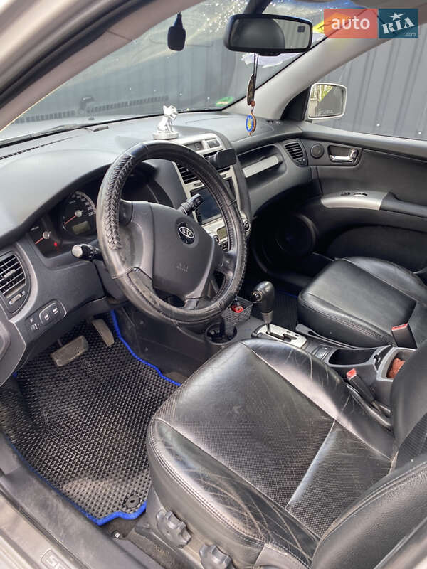 Внедорожник / Кроссовер Kia Sportage 2005 в Павлограде фото 9 Внедорожник / Кроссовер Kia Sportage 2005 в Павлограде