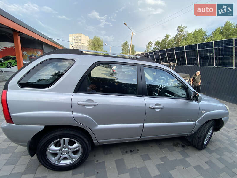 Внедорожник / Кроссовер Kia Sportage 2005 в Павлограде фото 4 Внедорожник / Кроссовер Kia Sportage 2005 в Павлограде